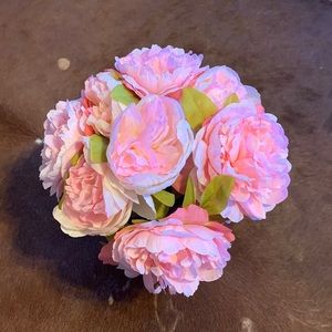 Victoria’s Secret display peonies in a glass vase